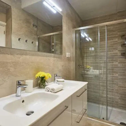 Rent this 2 bed apartment on José Cubiles in Plaza de Oriente, 28013 Madrid