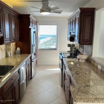 Image 4 - 1053 Hillsboro Mile, Hillsboro Beach, Broward County, FL 33062, USA - Condo for rent