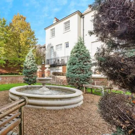 Buy this 2 bed apartment on unnamed road in Esher, KT10 9SL