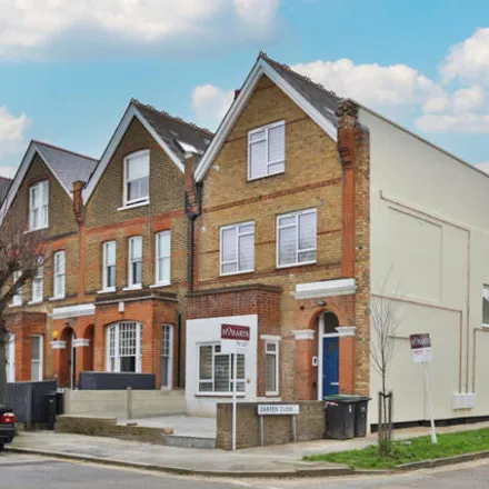 Rent this 2 bed apartment on Ossian Road in London, N4 4EA