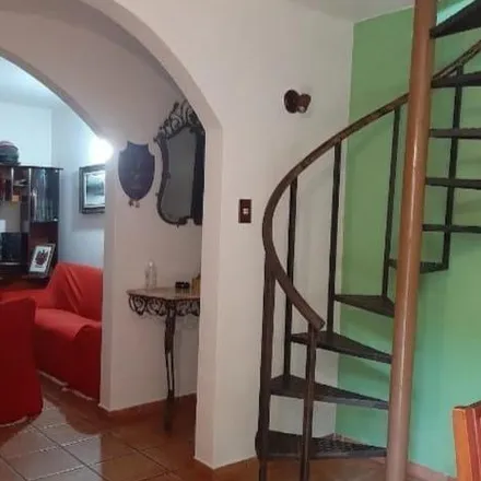 Buy this 4 bed house on Avenida Ana Barbosa Moreira in Ponte da Saudade, New Fribourg - RJ