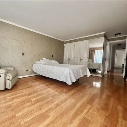 Image 3 - Enrique Foster Norte 211, 755 0089 Provincia de Santiago, Chile - Apartment for sale