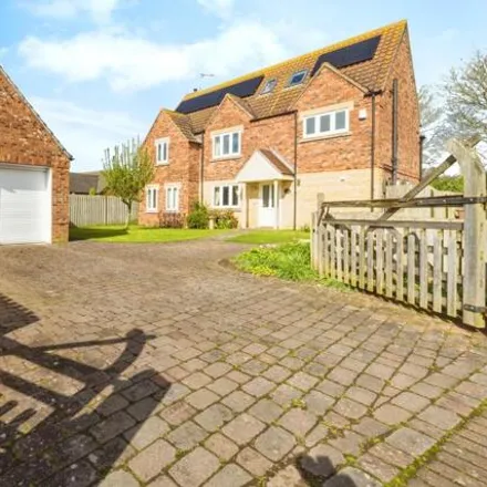 Buy this 5 bed house on High Street in South Kyme, LN4 4AE