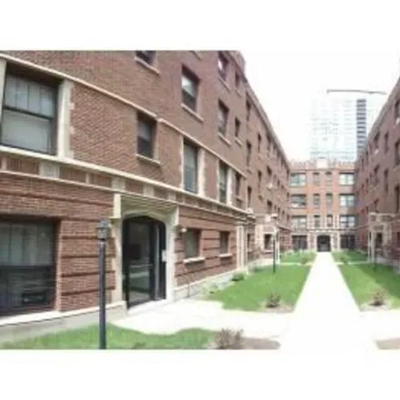 Image 9 - 855 W Cornelia Ave, Unit 2E - Apartment for rent