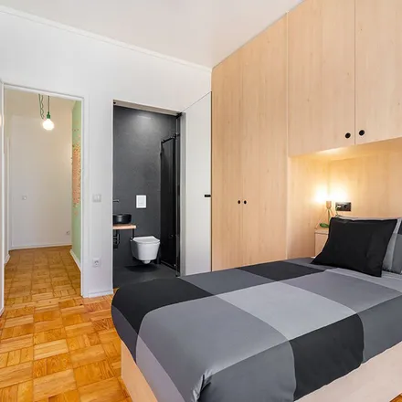 Rent this 1 bed apartment on Seminário Diocesano de Leiria in Rua D. Horácio Coelho Cristinoss, 2400-105 Leiria