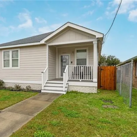 Buy this 3 bed house on 4413 Jeannie Marie Place in New Orleans, LA 70122