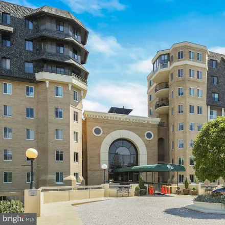 Buy this 1 bed condo on 1099 South Alfred Street in Alexandria, VA 22314