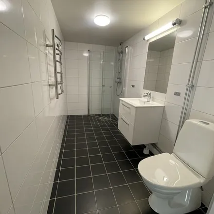 Rent this 3 bed apartment on Runebergsgatan 46E in 611 37 Nyköping, Sweden