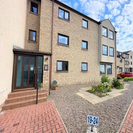 Rent this 2 bed apartment on Cross Street in Dundee, DD5 2ED