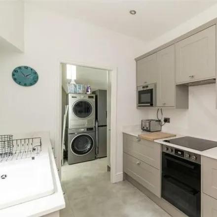 Image 6 - David Walton, Shortridge Terrace, Newcastle upon Tyne, NE2 2JH, United Kingdom - Apartment for sale