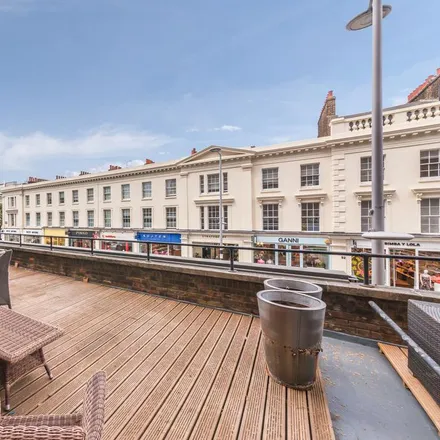 Rent this 1 bed apartment on Walpole Street in London, SW3 4QS