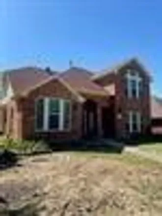 Rent this 3 bed house on 114 Parkhurst Ln in Allen, Texas