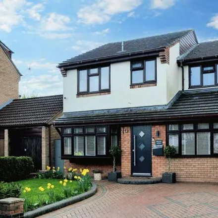 Buy this 4 bed house on Lily Close in Chelmsford, CM1 6YN