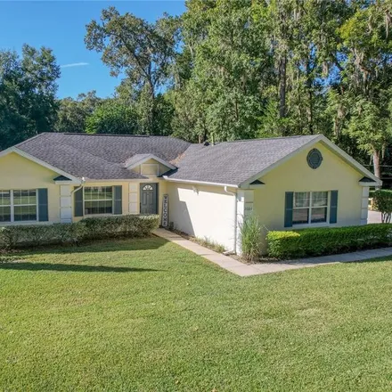 Buy this 3 bed house on 4391 Southeast 34th Street in Ocala, FL 34480