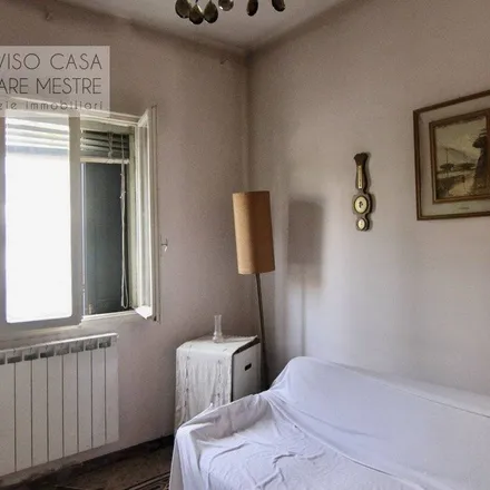 Rent this 5 bed duplex on Viale Luigi Luzzatti 14 in 31100 Treviso TV, Italy