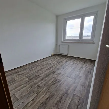 Rent this 3 bed apartment on Bernhard-Kellermann-Straße 17 in 39120 Magdeburg, Germany
