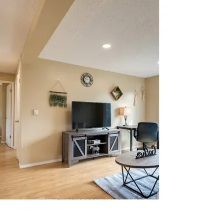 Image 3 - 12001 Des Moines Memorial Drive South, Burien, Washington 98168, United States  Burien Washington - Apartment for rent