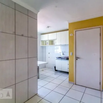 Rent this 2 bed apartment on Rua Harold Drummond de Carvalho 299 in Cajuru, Curitiba - PR