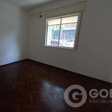 Buy this studio house on 4 de Julio 3221 in 3223, 11600 Montevideo