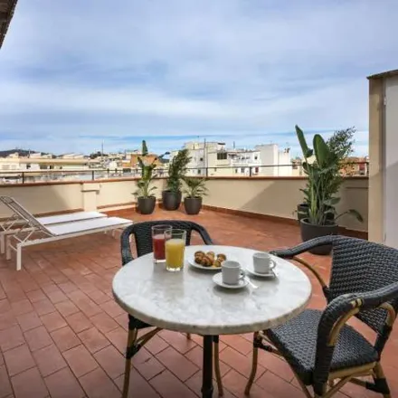 Rent this 3 bed apartment on Carrer de Tamarit in 169, 08001 Barcelona