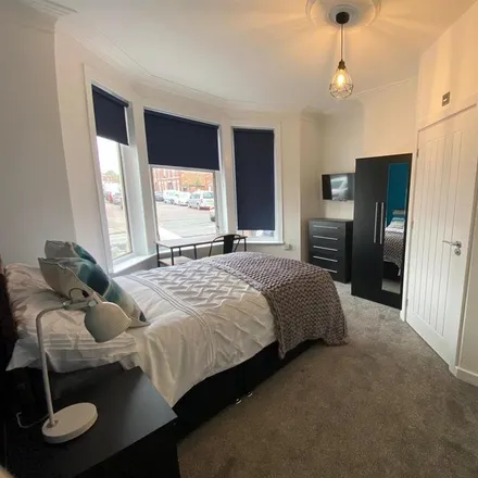 Rent this 1 bed room on Ray Legge Motors in Walbrook Road, Derby