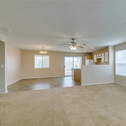 Image 6 - 883 Angelus Oaks Drive, Henderson, NV 89011, USA - House for sale