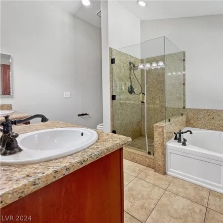 Image 5 - 2 Caddy Circle, Henderson, NV 89074, USA - House for sale