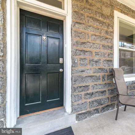 Image 2 - 4574 Manayunk Avenue, Philadelphia, PA 19127, USA - House for sale