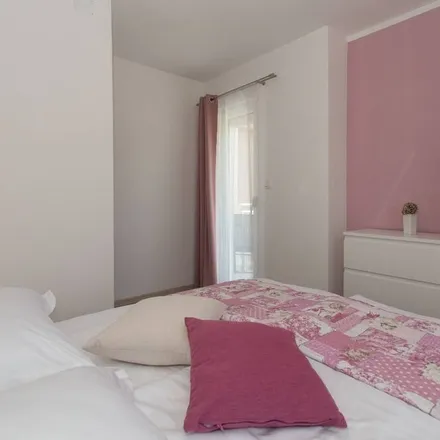 Rent this 4 bed house on Seget Vranjica in Split-Dalmatia County, Croatia