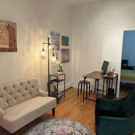 Rent this 1 bed apartment on 5-32 47th Road in New York, NY 11101