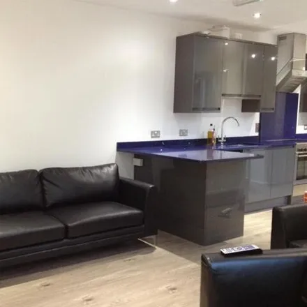 Rent this 6 bed townhouse on 137 Hubert Road in Selly Oak, B29 6ET