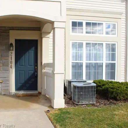 Image 1 - 10299 West Midway Court, Commerce Charter Township, MI 48390, USA - Apartment for rent