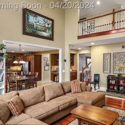 Image 4 - 1204 Clear Creek Dr, Rochester Hills, Michigan, 48306 - House for sale