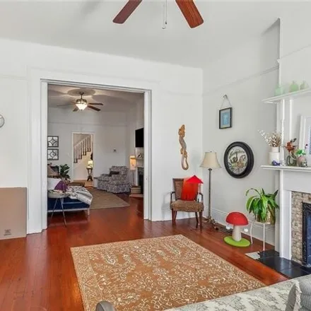 Image 3 - 818 Valmont Street, New Orleans, LA 70115, USA - House for sale