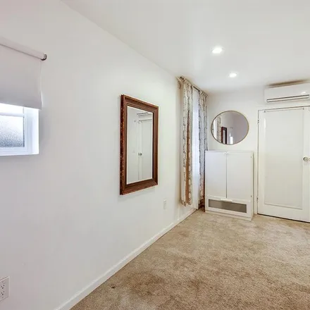 Rent this 1 bed room on Fountain & Seward in Fountain Avenue, Los Angeles