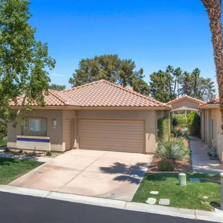 Rent this 3 bed house on 193 North Kavendish Drive in Rancho Mirage, CA 92270