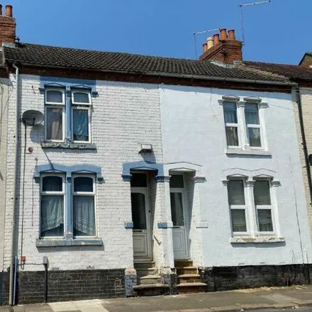 Buy this 3 bed townhouse on Stanhope Road in Northampton, NN2 6JT