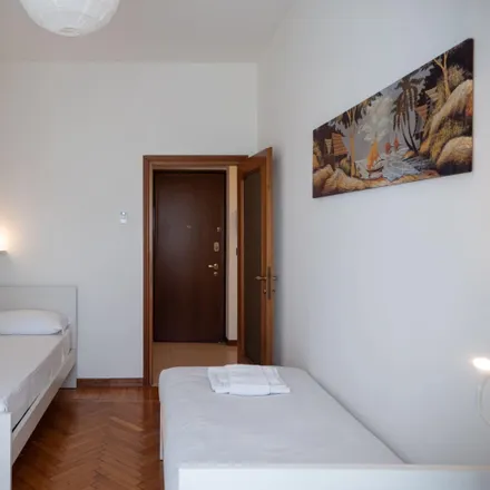 Image 8 - Modern 2-bedroom apartment in Maciachini area  Milan 20159 - Apartment for rent