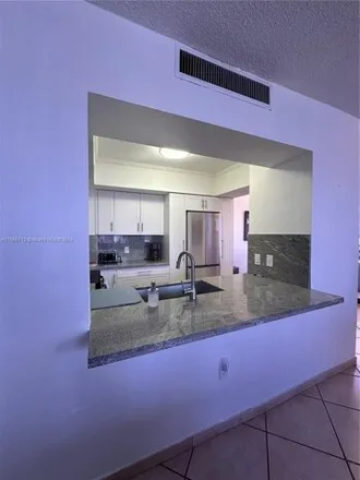 Image 9 - 3439 South Ocean Drive, Beverly Beach, Hollywood, FL 33019, USA - Condo for rent