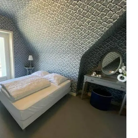 Rent this 4 bed house on 29250 Saint-Pol-de-Léon
