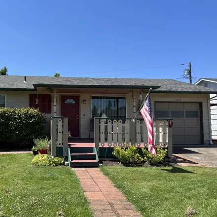 Buy this 2 bed house on 1215 Stanfield Road in Woodburn, OR 97071