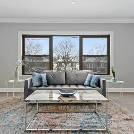 Image 2 - 10846 South Normal Avenue, Chicago, IL 60628, USA - House for sale