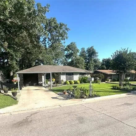 Image 4 - 2107 Alcoa Ave, Rockdale, Texas, 76567 - House for sale