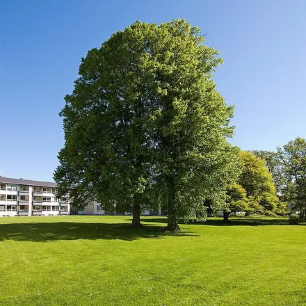 Rent this 4 bed apartment on Bakkehave 26 in 2970 Hørsholm, Denmark