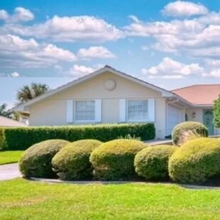 Buy this 3 bed house on 4137 Southeast Fairway East in Martin County, FL 34997
