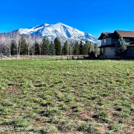 Buy this studio house on 774 Perry Ridge in Carbondale, Garfield County