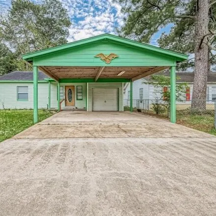 Buy this 2 bed house on 1777 West Sealy Street in Alvin, TX 77511