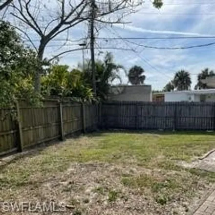 Image 8 - 2300 Estey Avenue, East Naples, Collier County, FL 34104, USA - House for sale