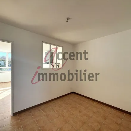 Rent this 1 bed apartment on 603 Route Nationale 7 in 13670 Verquières, France