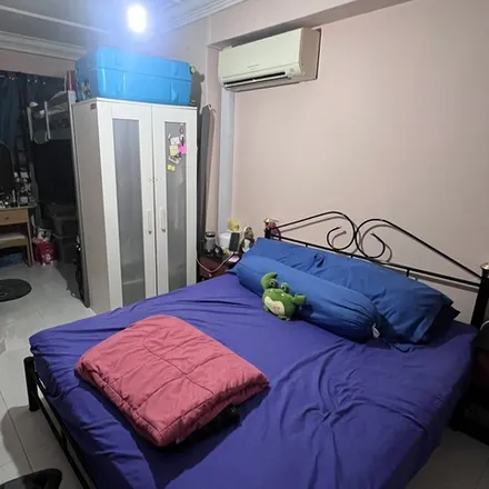 Rent this 1 bed room on Peng Siang in 406 Choa Chu Kang Avenue 3, Singapore 680406